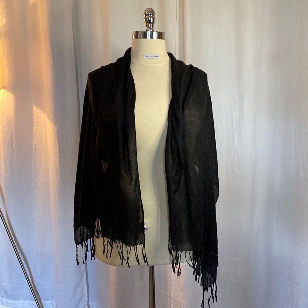 Black Scarf